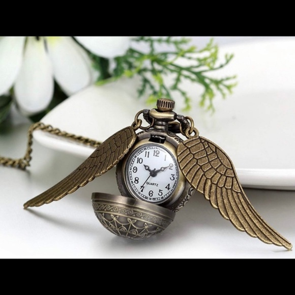 🎃🕸️ Harry Potter Golden Snitch Hidden Watch Pendant 🏆Host Pick🏆 - Picture 7 of 8
